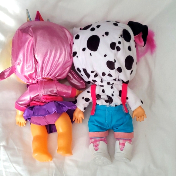 : 2 IMC Cry Baby Doll cry babies doll in dalmatian dog hoodie dressy dotty - Picture 4 of 11